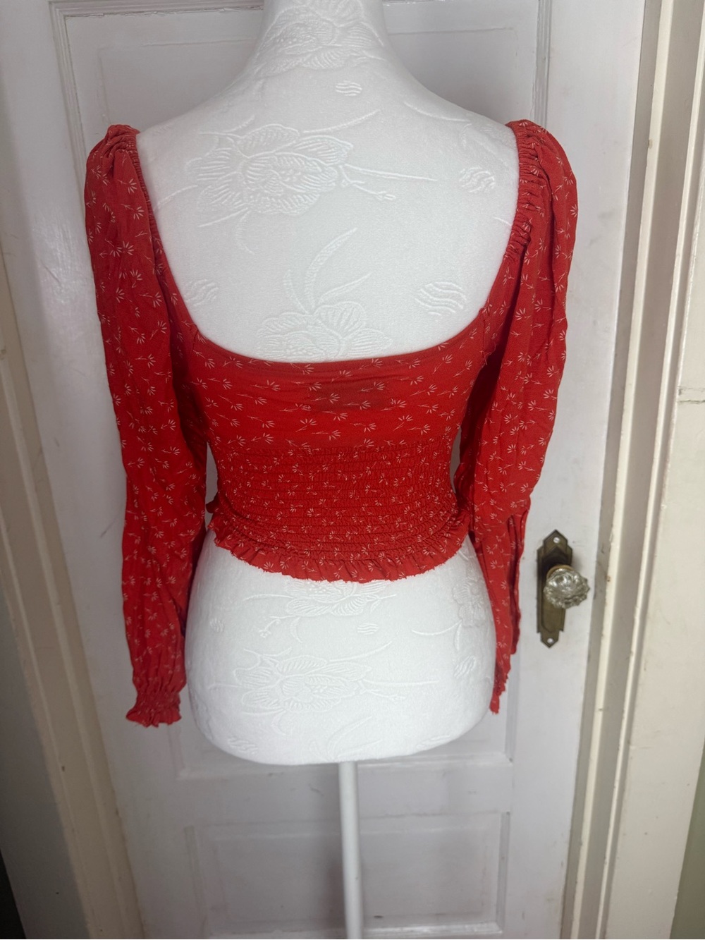 Y2K Urban Outfitters Smocked Long Sleeve Cropped Top - Picture 3 of 4